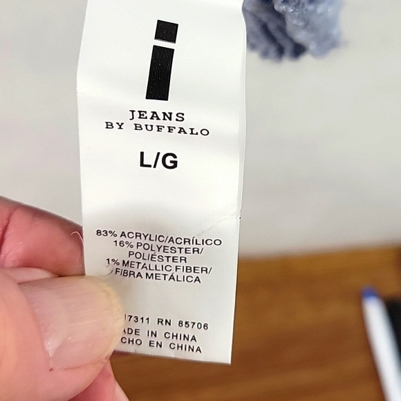 Jeans By Buffalo Open Knit Long Sleeve Pullover Sweater Size L - Picture 3 of 7